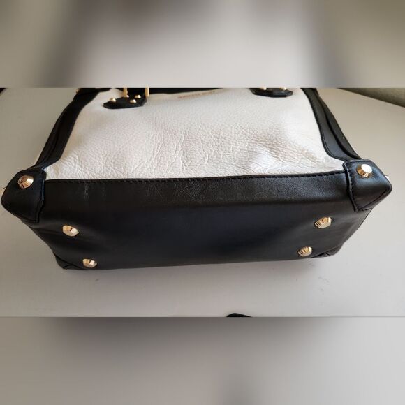 Michael Michael Kors Taryn Satchel Crossbody Bag Black/White - Picture 9 of 12